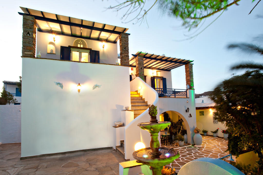 Irini Studios In Tinos Agios Ioannis  Eksteriør billede