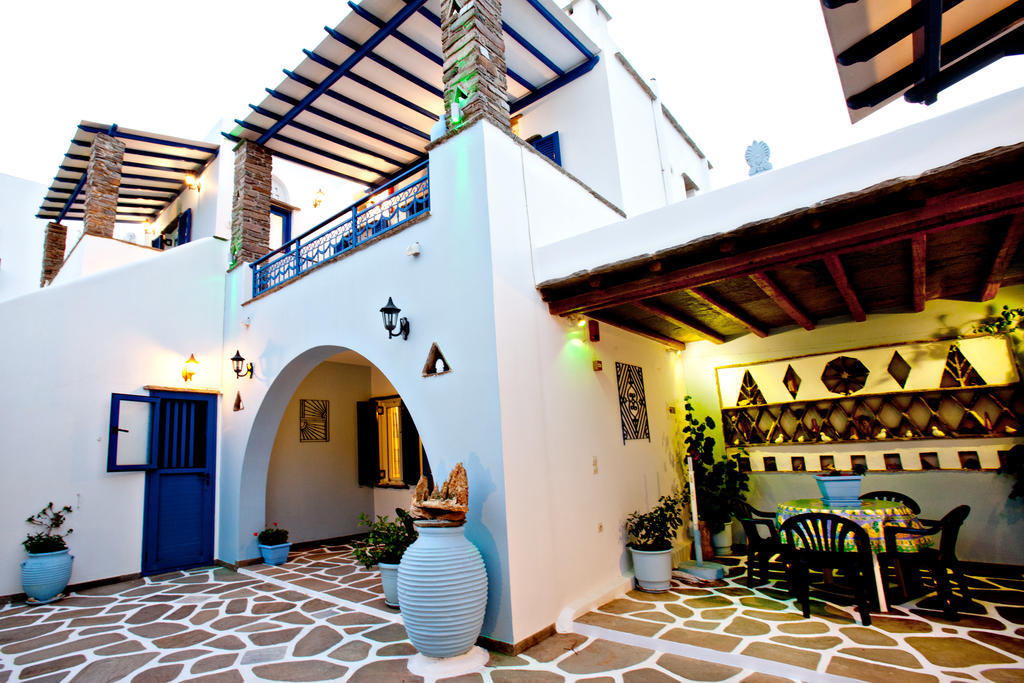 Irini Studios In Tinos Agios Ioannis  Eksteriør billede