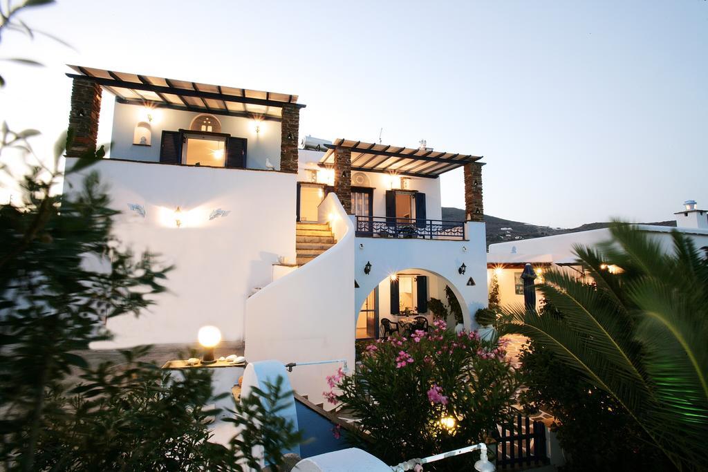 Irini Studios In Tinos Agios Ioannis  Eksteriør billede